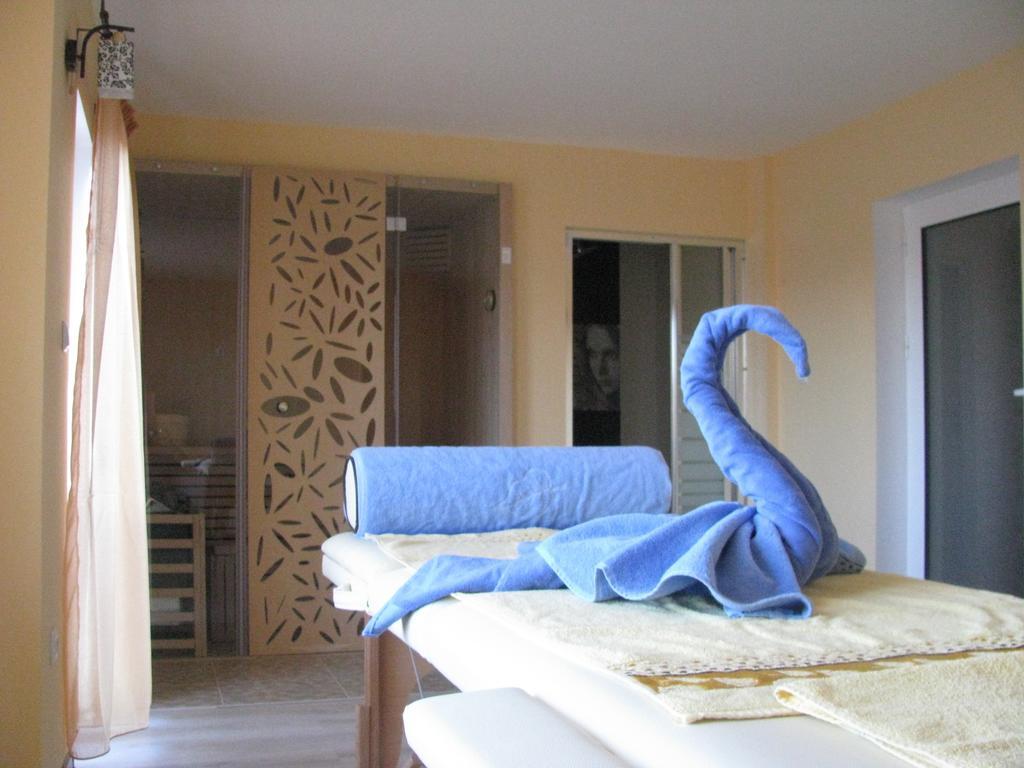 דוברינישטה Mira Guest House מראה חיצוני תמונה